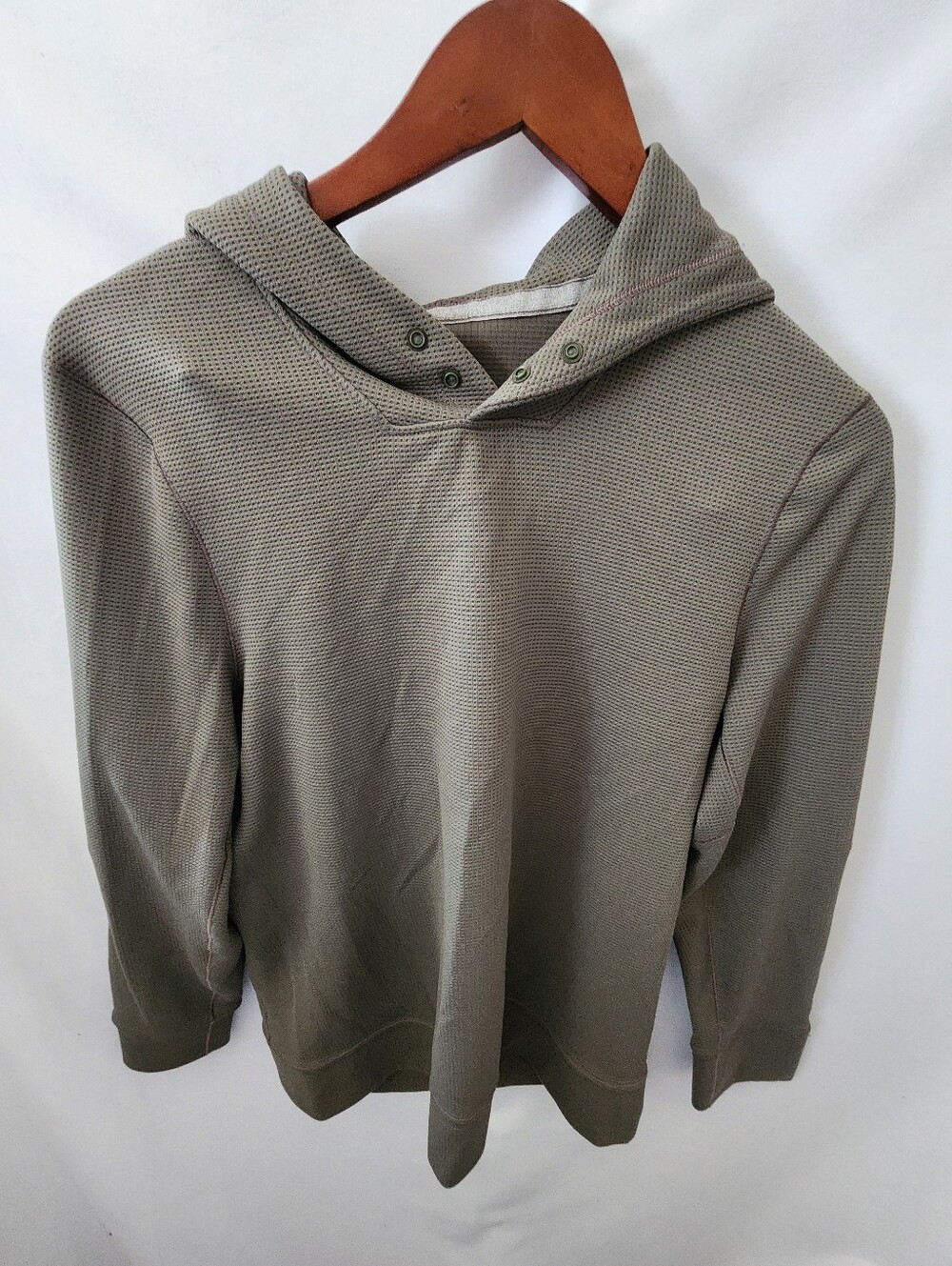 Lululemon Khaki Green Waffle Knit Hoodie Pullover. Size Medium